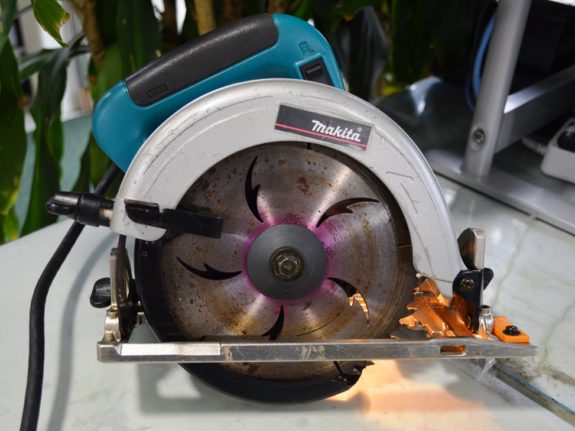 【売却済！】Makita 丸ノコ 5632BA